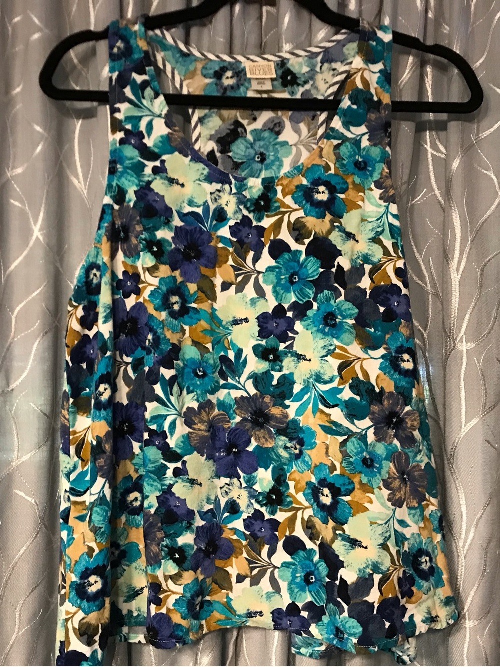 Fresh Canyon River Blues Floral Blue Top L